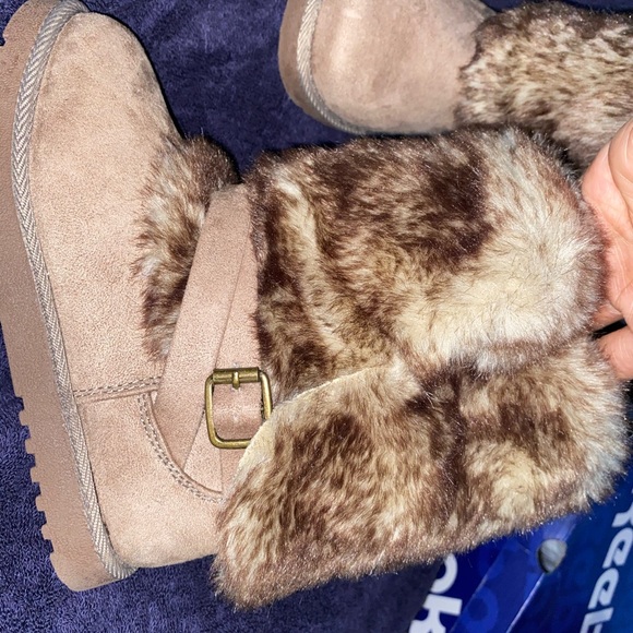 dsw white tennis shoes